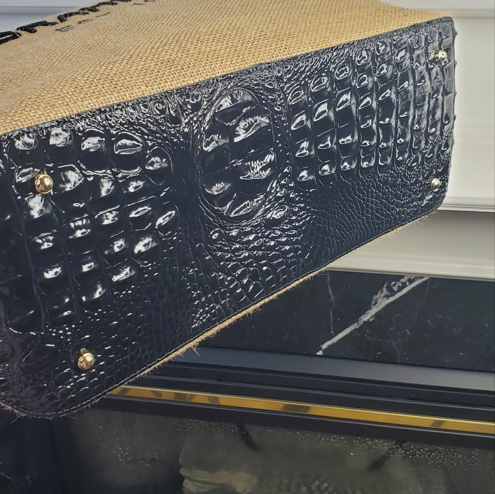 Brahmin Beige and Black Tote Bag - Picture 4 of 9